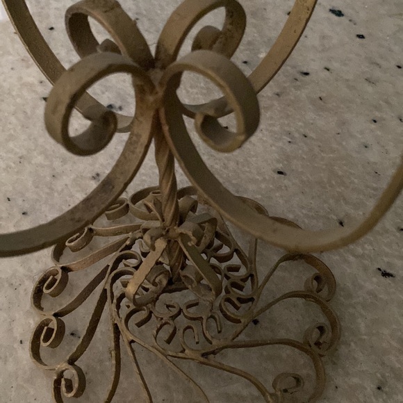 Metal candelabra - Picture 4 of 8